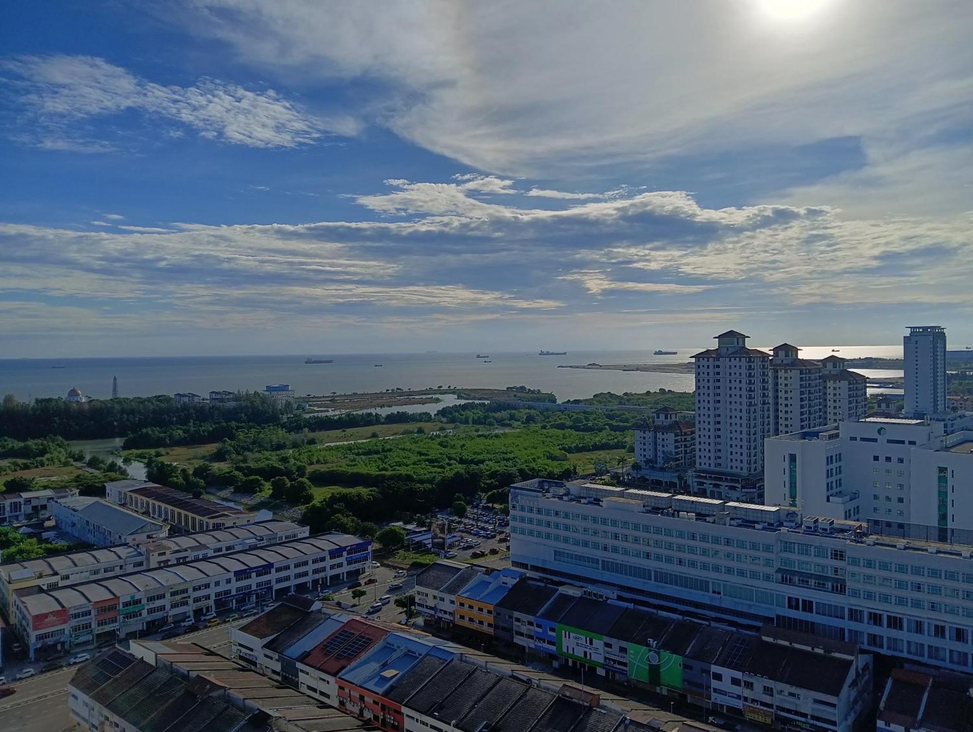 The Straits Suites By Ciconia Malacca Exterior photo