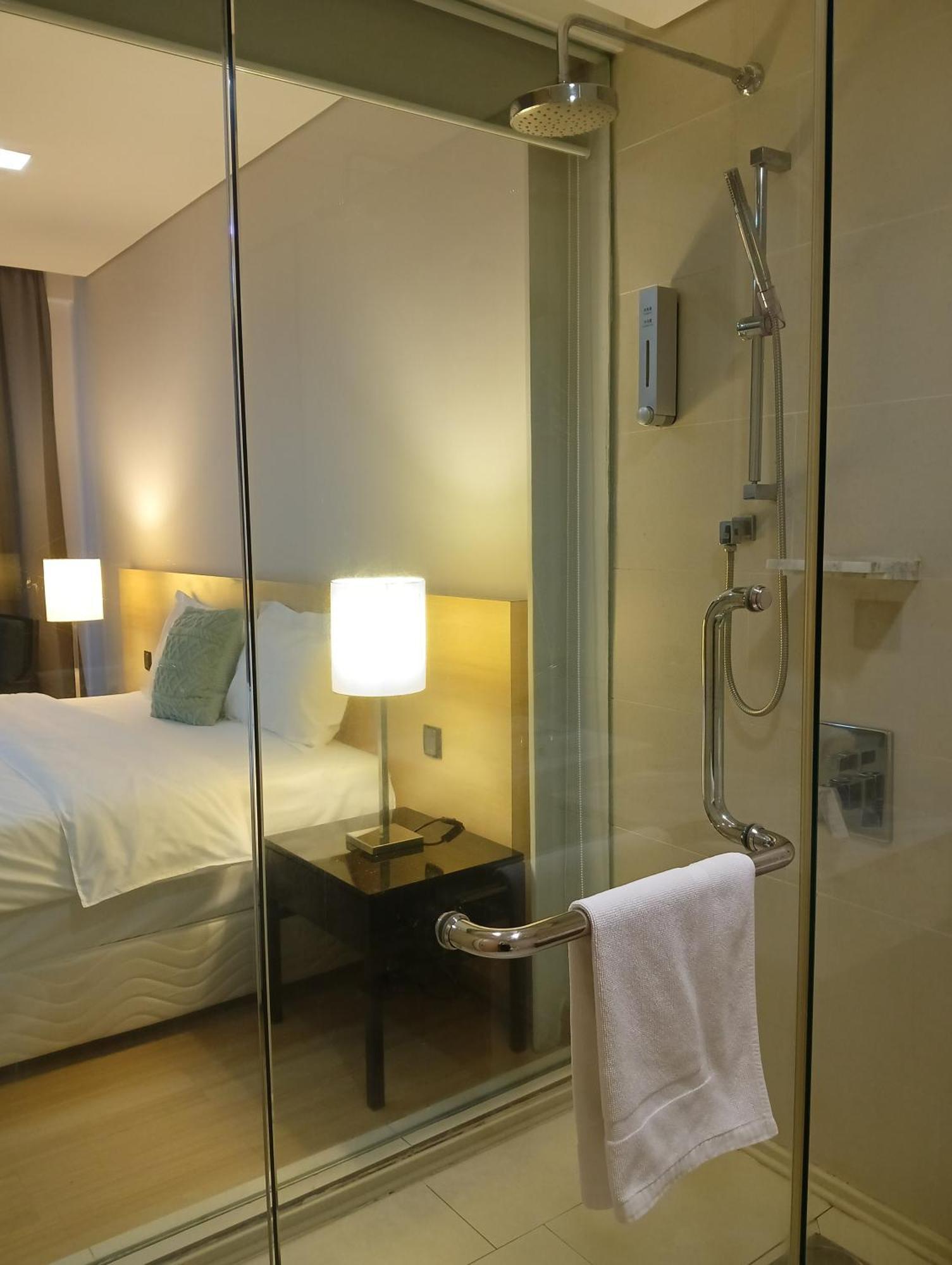 The Straits Suites By Ciconia Malacca Exterior photo