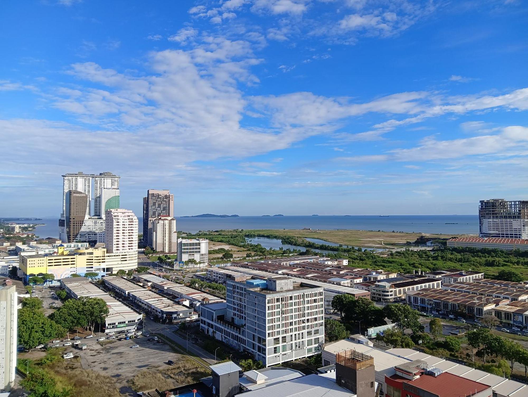 The Straits Suites By Ciconia Malacca Exterior photo