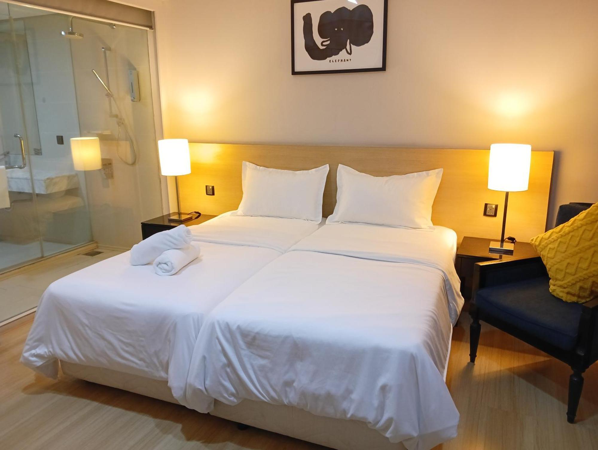 The Straits Suites By Ciconia Malacca Exterior photo